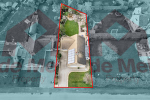 Photo 2- click for photo gallery